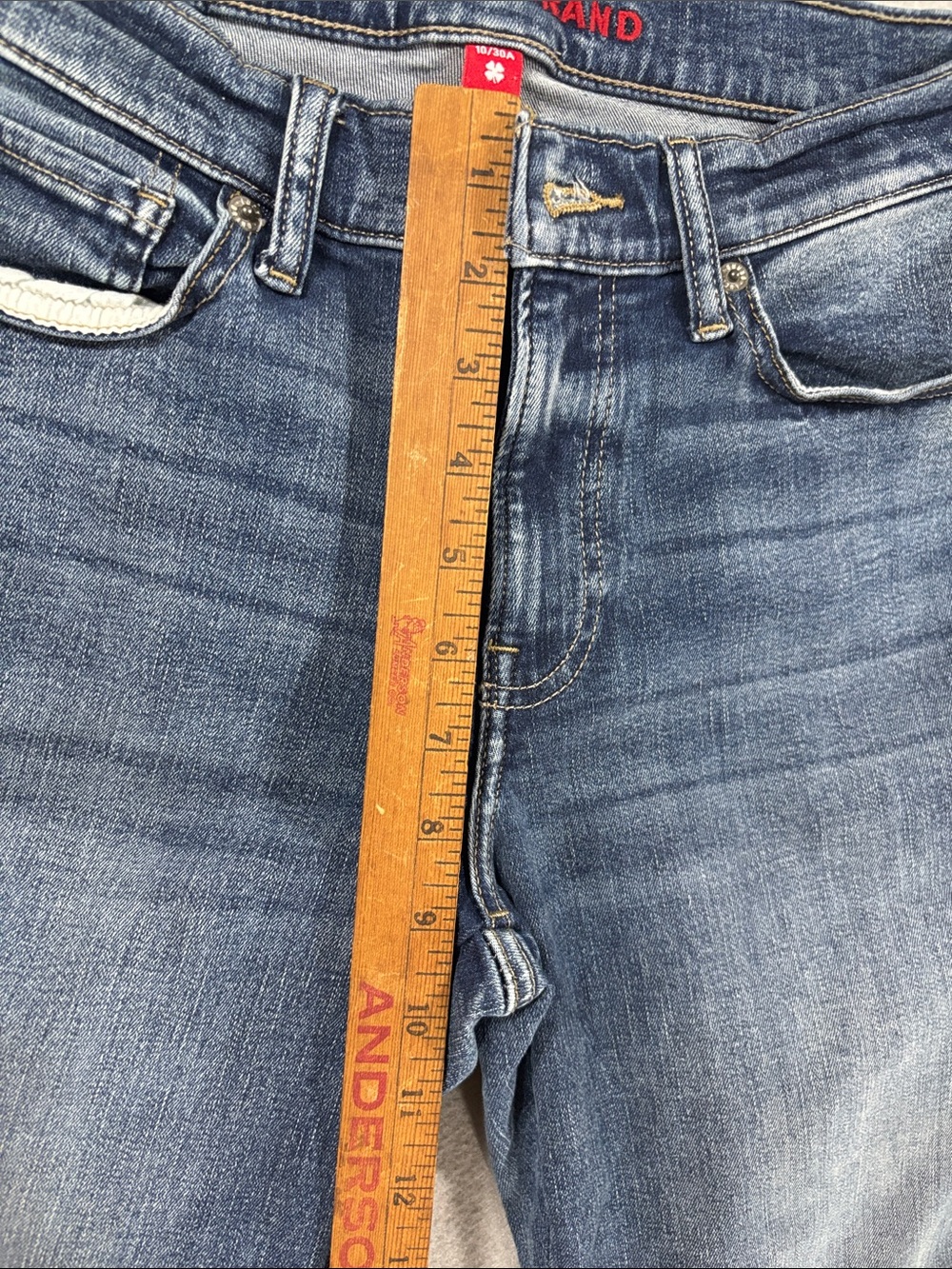 Lucky Brand Blue Flare Jeans with Light Floral Embroidery 10/30 - Picture 5 of 9